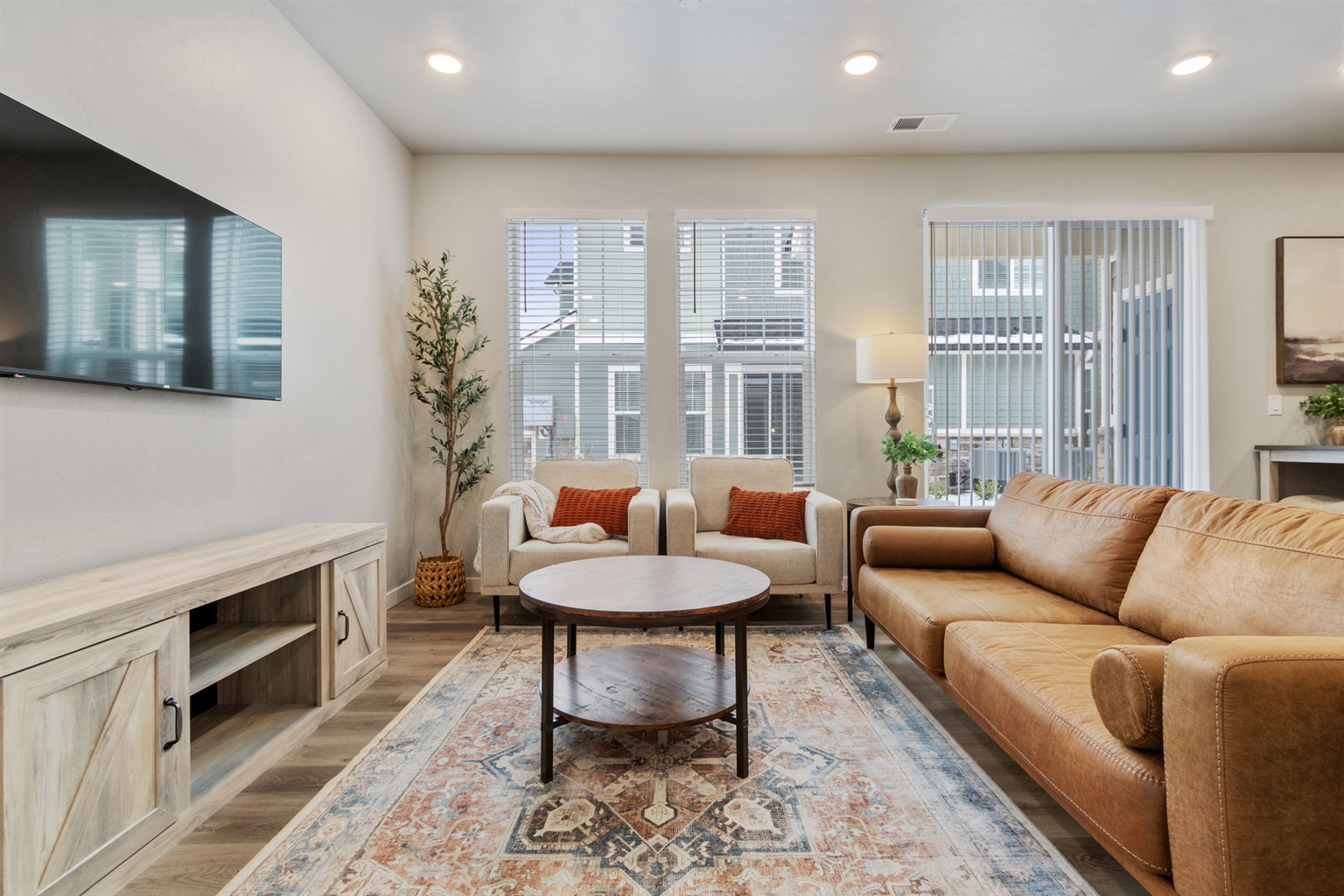 or-hounslow-way-or-elegant-2-bedroom-townhome-or-nampa-idaho-or/