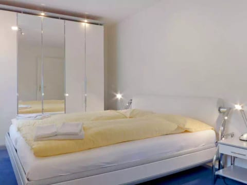 Goldenhorn Apt.F