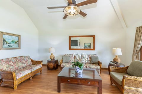 Kaha Lani 1BR,1.5B:Coconut Coast Lydgate Beachpark