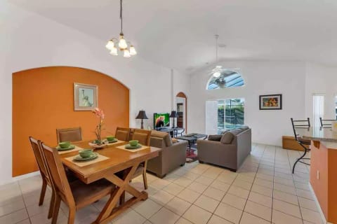 Disney Area Attractive house with private pool