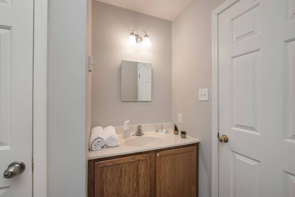 Bathroom Bathroom - Lake Anna Getaway - Mineral