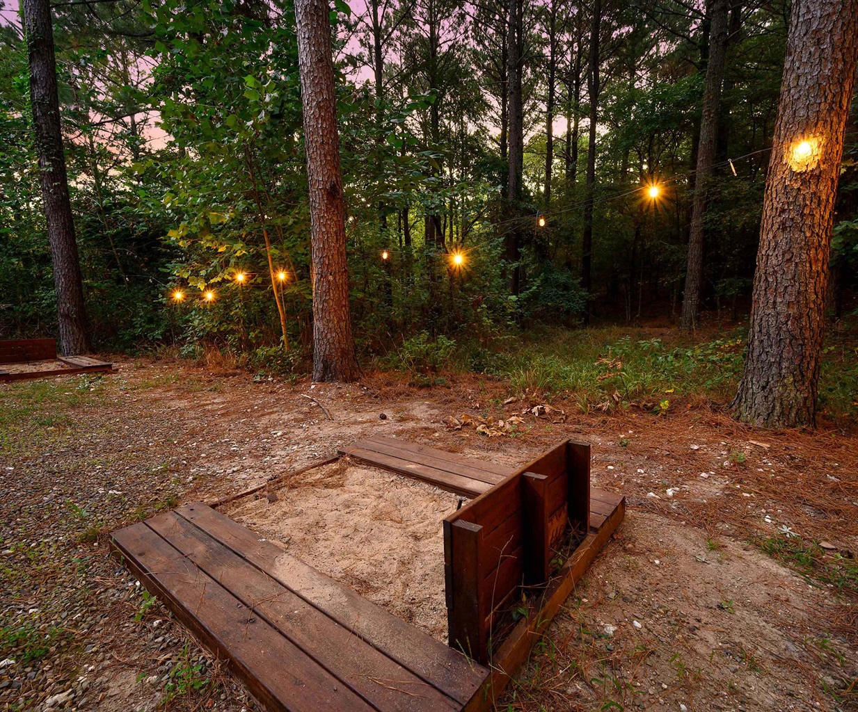 Enjoy outdoor games like horseshoe and cornhole in the private backyard #HorseShoe Enjoy outdoor games like horseshoe and cornhole in the private backyard #HorseShoe - Iron Horse Lodge - Broken Bow