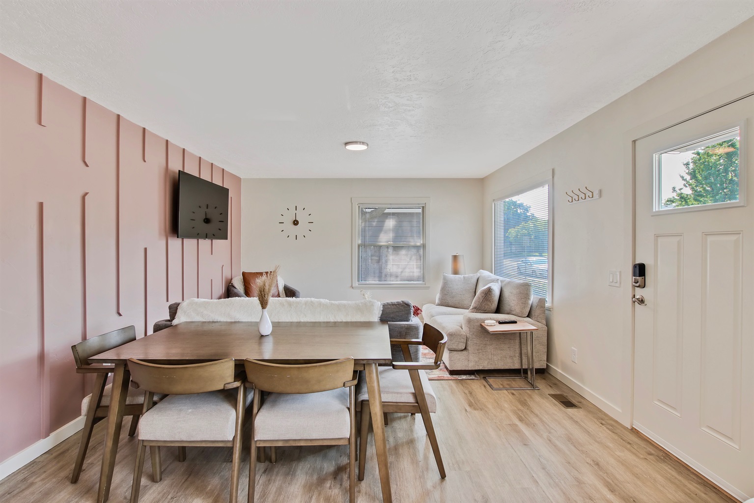 the-boise-cottage-near-boise-river/