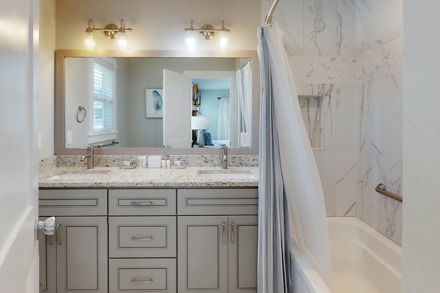 Our bathroom, a stylish and serene space where you can refresh and rejuvenate.