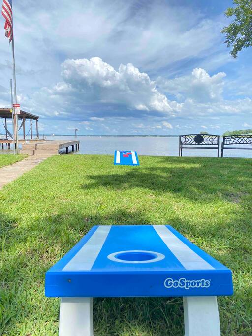 open-water-view:-hot-tub-dock-fire-pit-kayak/