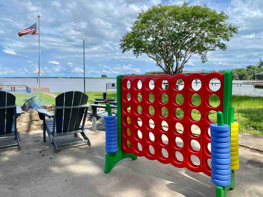 Battle it out over a friendly game of giant Connect 4!  