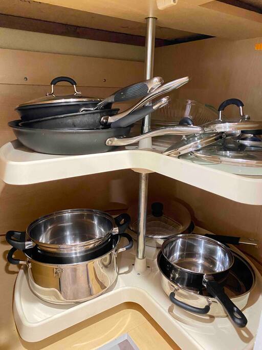 open-water-view:-hot-tub-dock-fire-pit-kayak/