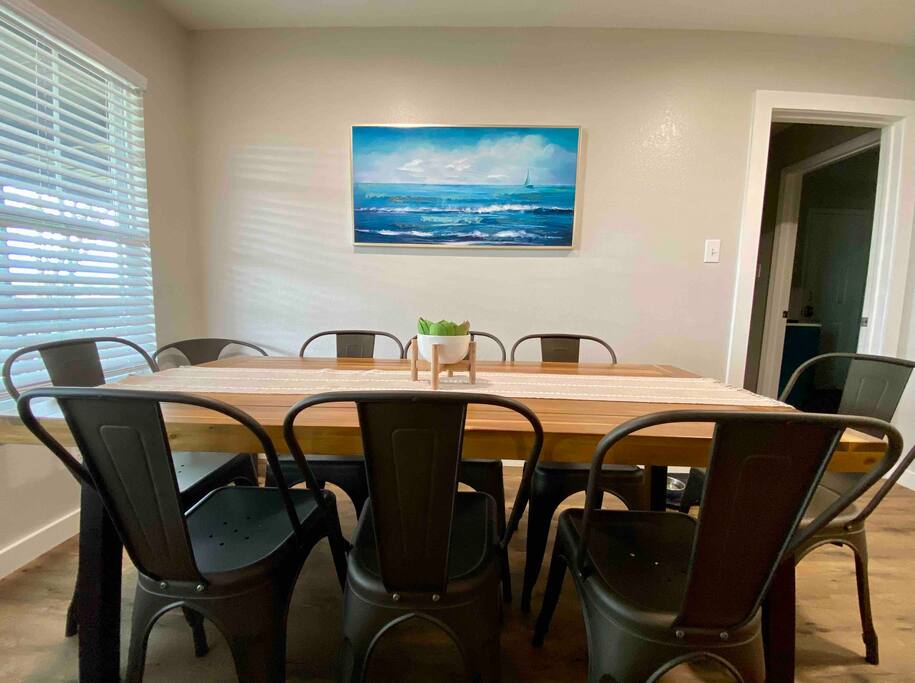 open-water-view:-hot-tub-dock-fire-pit-kayak/