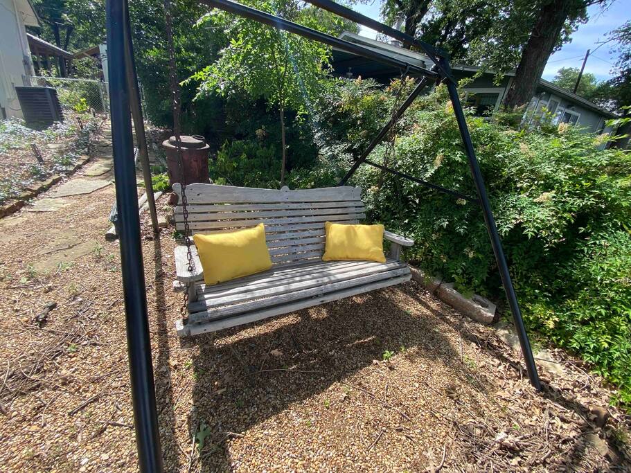 Just want to indulge in a lazy moment? Enjoy our swing as you gaze out over the water and feel the breeze off the lake.    