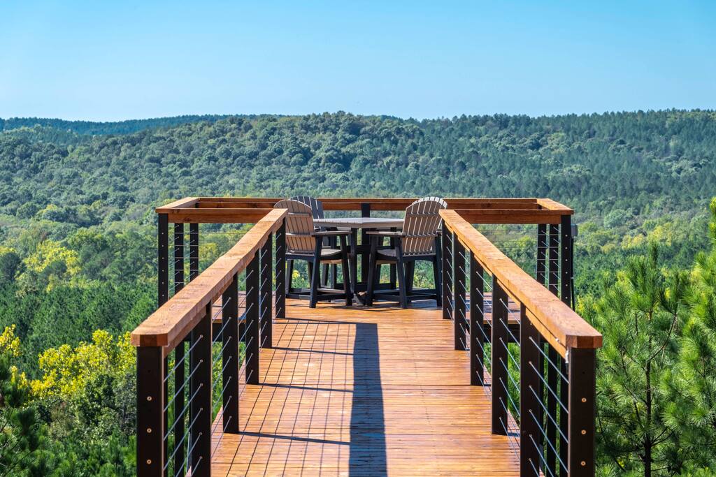 Cabin w/Stellar Long-Range Views*Hot Tub*AirHockey