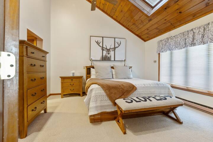 North Conway Getaway - Minutes From The Action! - North Conway