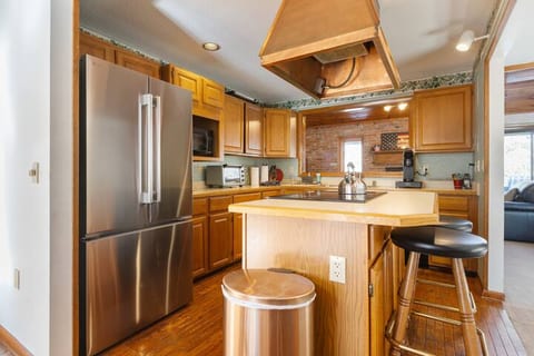 North Conway Getaway - Minutes From The Action!