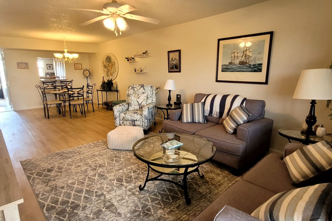 pro-fishing-dock-private-beach-paradise-escape-private-beach-heated-pool-fully-stocked-pets-welcome!/