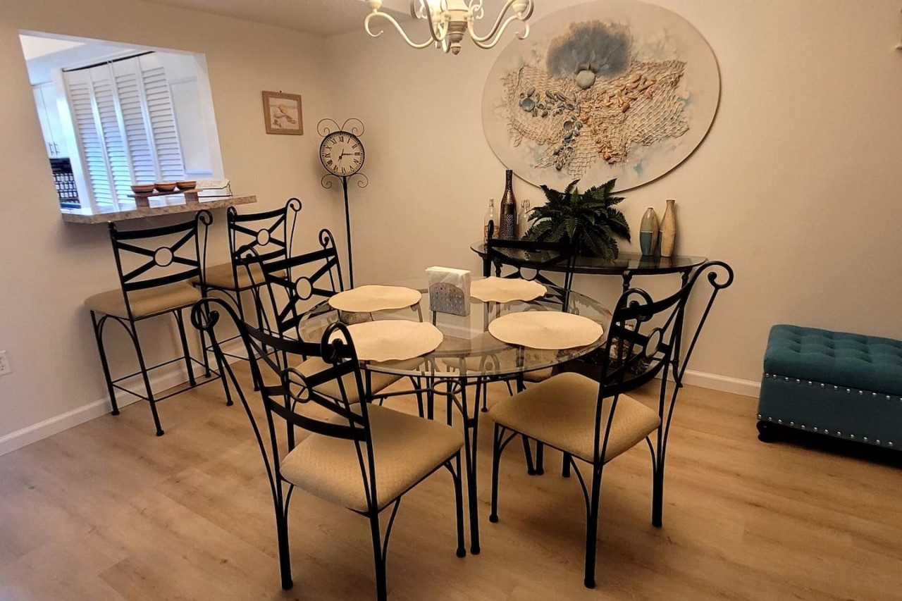 Pro Fishing Dock Private Beach Paradise Escape- Private Beach, Heated Pool, Fully Stocked, Pets Welcome! - Port Charlotte