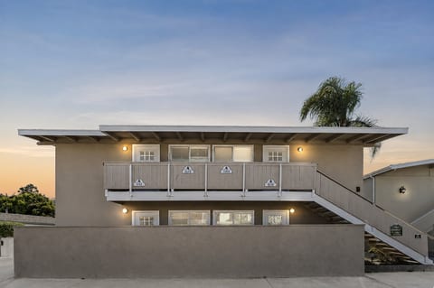 Ventura Beach Loft 32