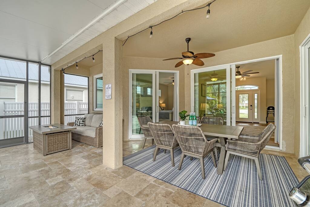 ami-5-miles+lrg-heated-saltwater-pool+dog-friendly/