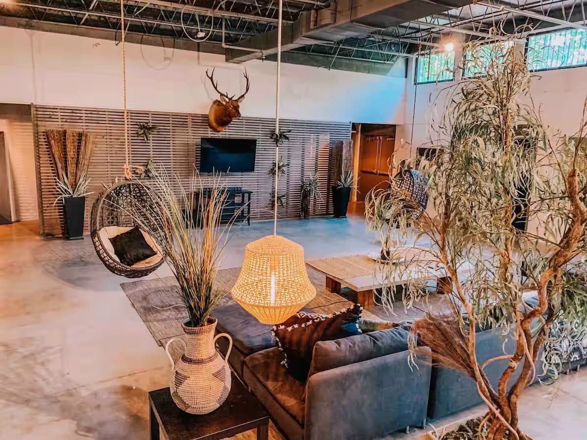 Bohemian 6500sf hot tub ping pong darts sleeps 30 image 7