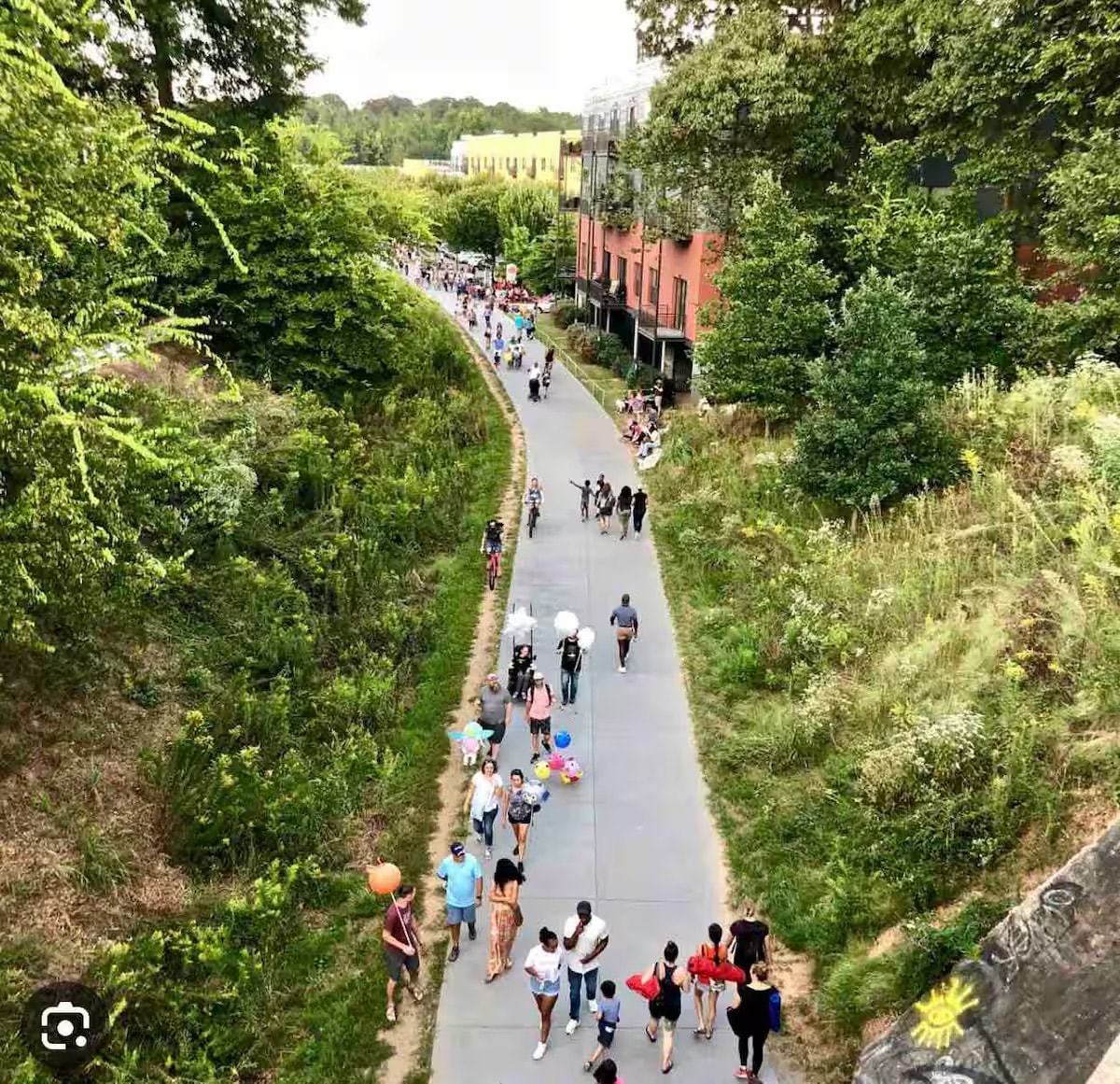 Bohemian 6500sf hot tub ping pong darts sleeps 30 image 64