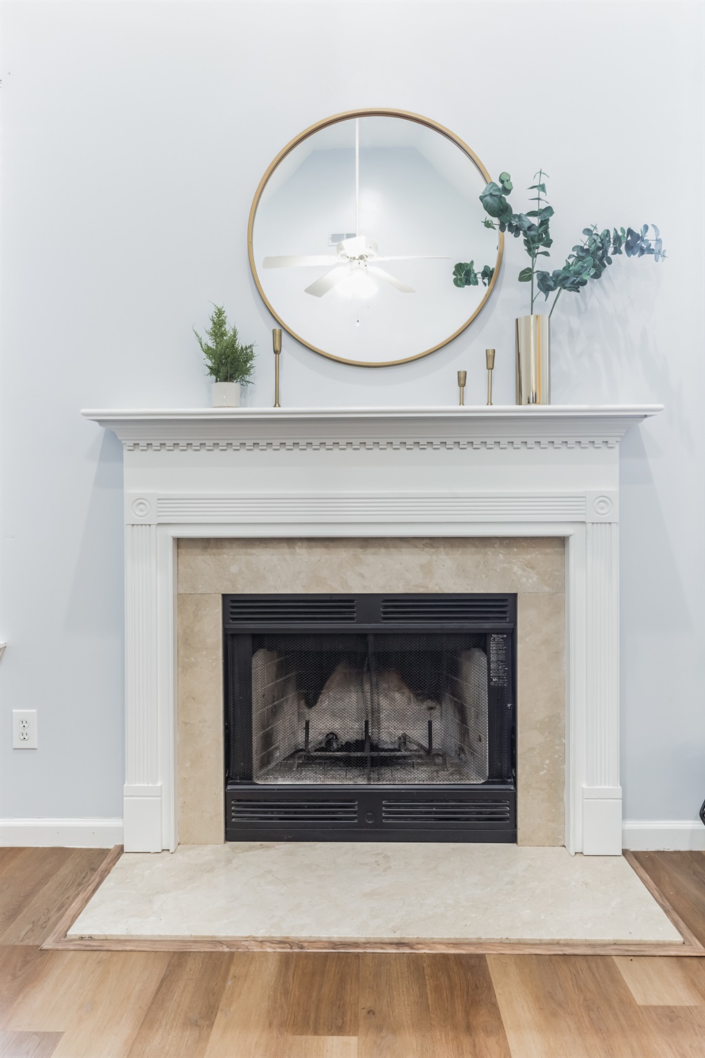 quaint-homey-cottage-style-house-in-harvest-alabama/