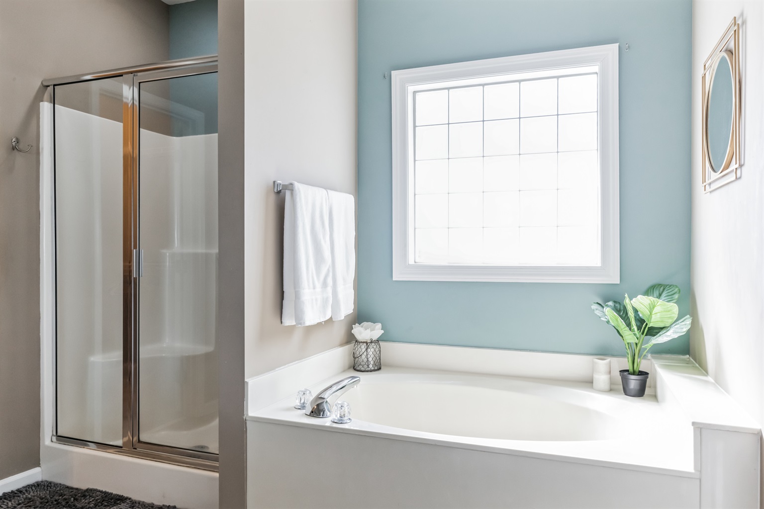 quaint-homey-cottage-style-house-in-harvest-alabama/