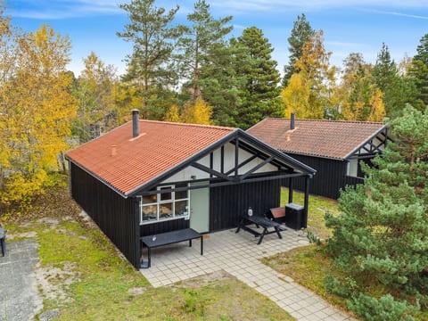 "Gudrund" - 250m from the sea