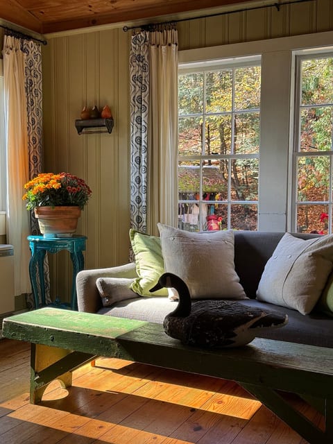 NirvanaSanctuary~HotTub~FirePit~Dogs~Okemo + ~2BR