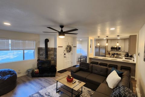 *New*Apres Ski Condo 2 BR/2 Bath