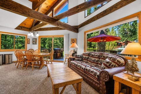 Family Friendly Retreat/Spacious/AC/Near Heavenly 