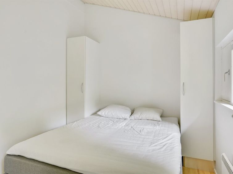 thorsmod-2-6km-from-the-sea/