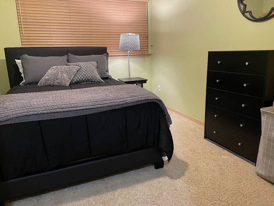 ¡Habitación acogedora con fácil auto check-in! 1-2 viajeros! - Puyallup