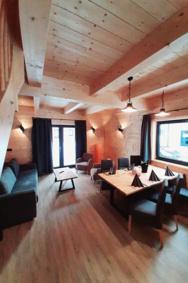 Haushälfte Alpenchalets