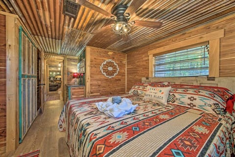 King Bedroom in Rustic Daze