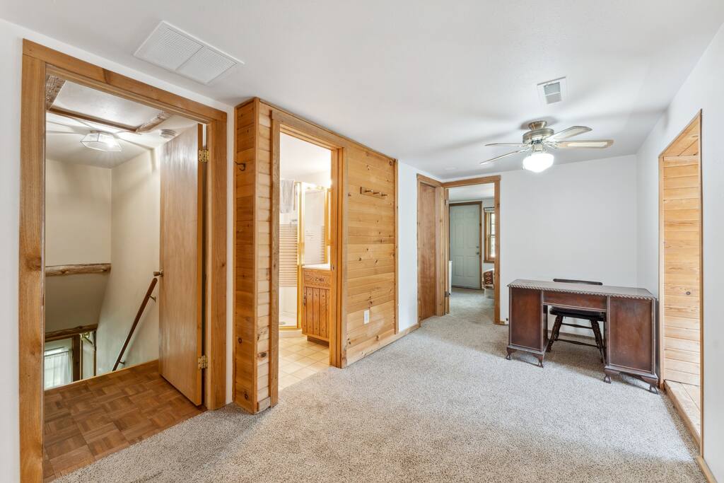 Upstairs lodge loft with queen futon, work desk, and tons of extra space for relaxing. Upstairs lodge loft with queen futon, work desk, and tons of extra space for relaxing. - Eagle Bluff Estate - Mauston