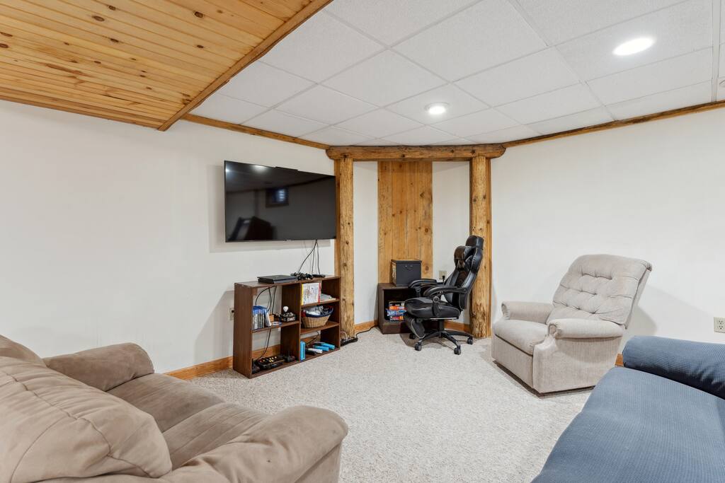 The lodge basement game room is a great place to spend your time having fun (kids and adult kids). Enjoy the PS4 & Wii with lots of games, full-size arcade game with 3,000 games, foosball, arts and crafts area with supplies, board games, and more. The lodge basement game room is a great place to spend your time having fun (kids and adult kids). Enjoy the PS4 & Wii with lots of games, full-size arcade game with 3,000 games, foosball, arts and crafts area with supplies, board games, and more. - Eagle Bluff Estate - Mauston