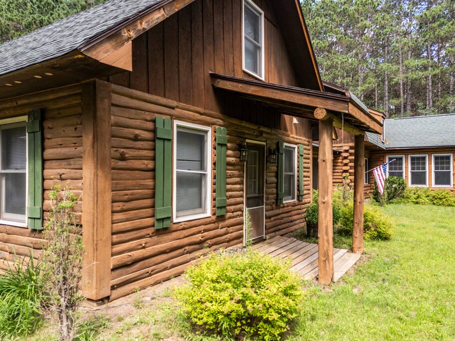 This picture features the cabin in the middle and the lodge to the right. The view is from the front of the home. This picture features the cabin in the middle and the lodge to the right. The view is from the front of the home. - Eagle Bluff Estate - Mauston