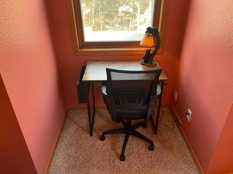 Work desk located in the 2nd bedroom. Features a lamp and great view from the 2nd floor. Work in peace! Work desk located in the 2nd bedroom. Features a lamp and great view from the 2nd floor. Work in peace! - Bear Cove Escape - Lyndon Station