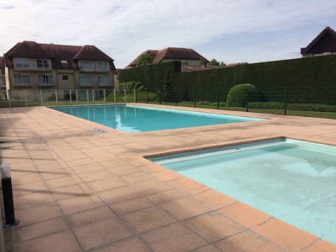 Green Garden 23 - 204 with shared pool