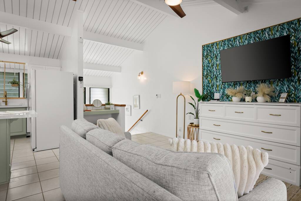 Oceanview Kona Condo | A/C, 2 Lanais, Near Golf