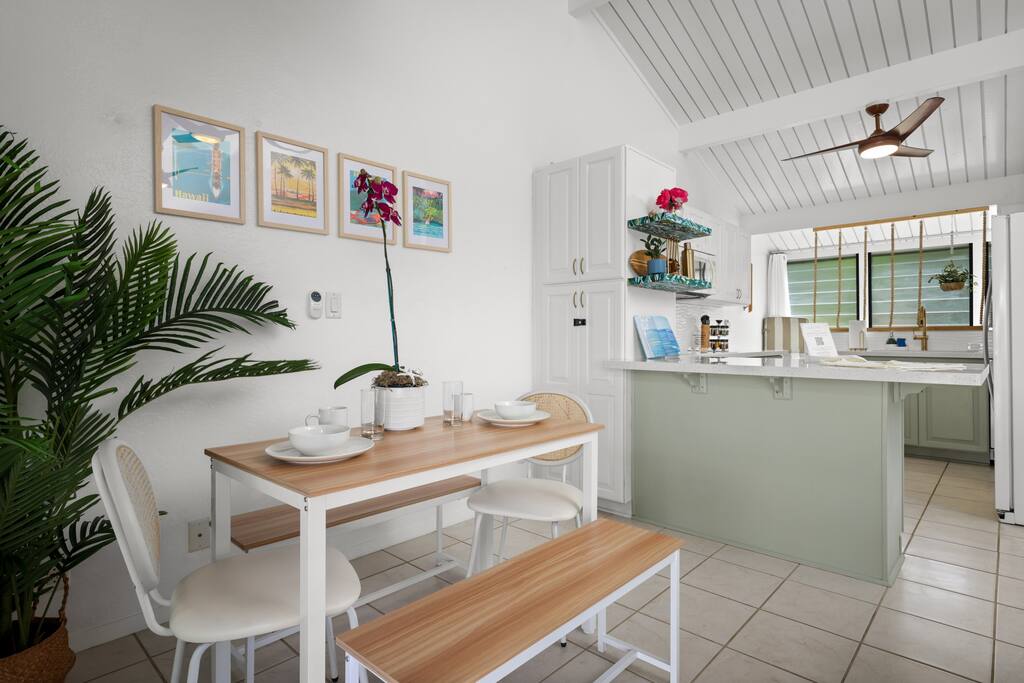 Oceanview Kona Condo | A/C, 2 Lanais, Near Golf