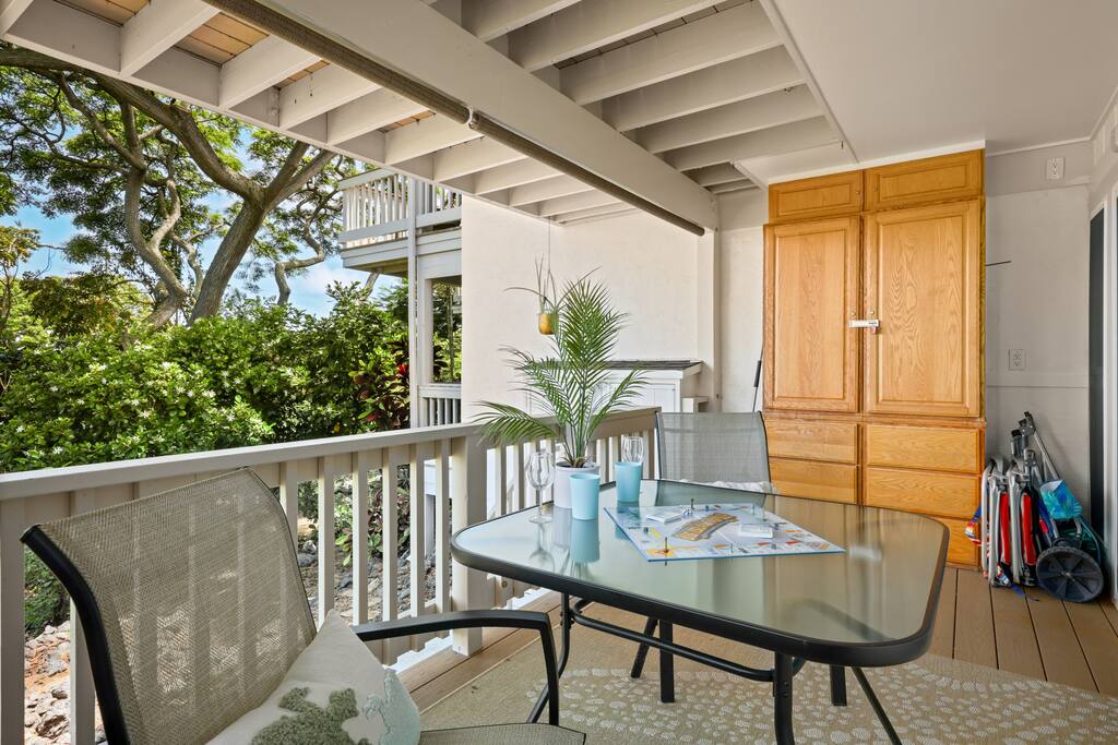 Oceanview Kona Condo | A/C, 2 Lanais, Near Golf - Kona