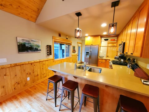 Big Pines Lodge