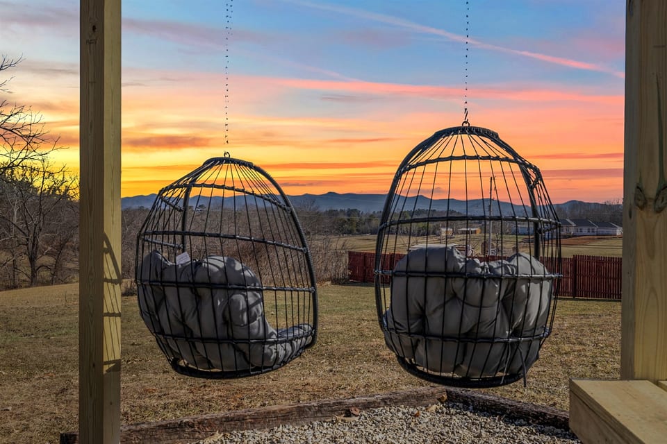 Relax in our egg swing chairs and enjoy the bonfire or turn the chairs around to take in the scenic views! These swing chairs make for a great photo op - don't forget to tag us on socials at @