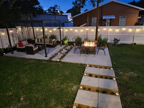 Historic home in Ybor-Steps away from 7th Ave