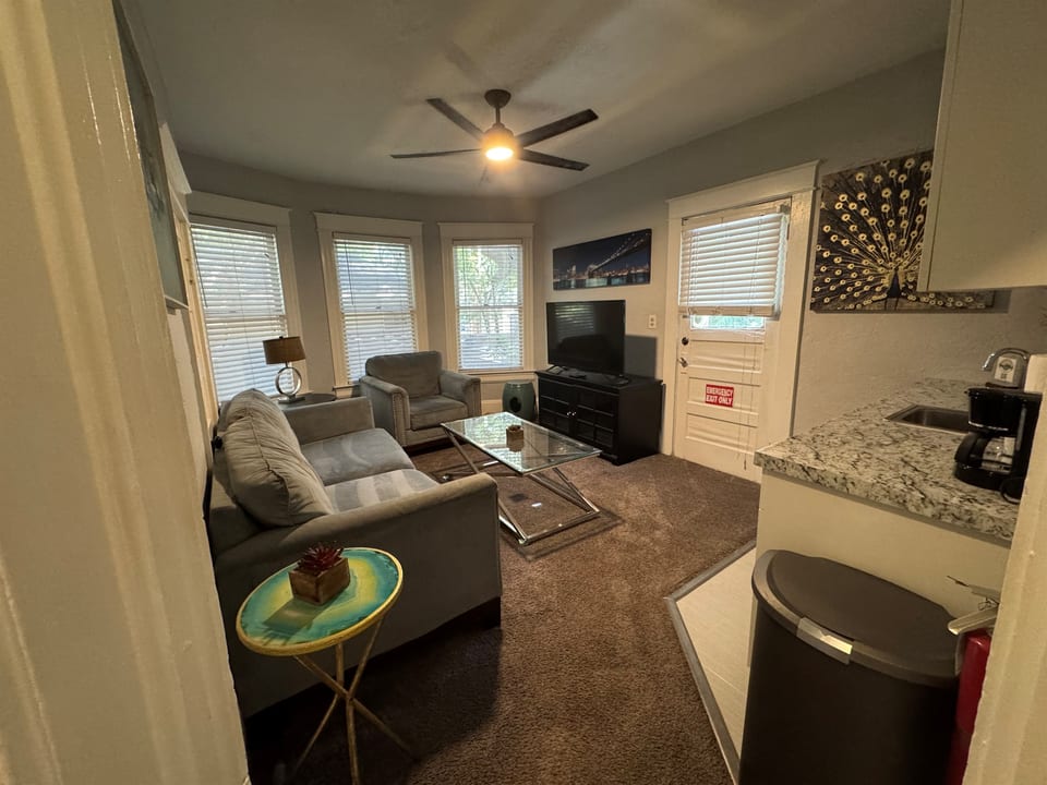 Downtown Lake Eola Historic House 1 or 2 Bed - Orlando