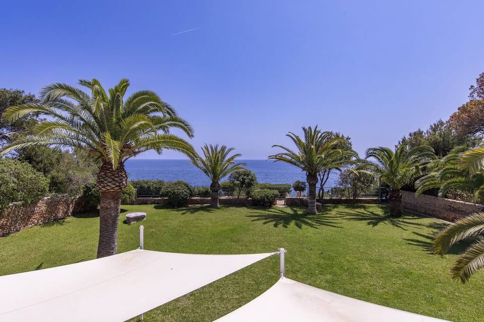 Casa Cigala - Stunning Seafront Villa 16 sleeps - Santa Eulària des Riu
