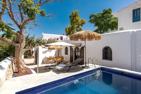 Stunning Finca pool walking distance Santa Eulalia