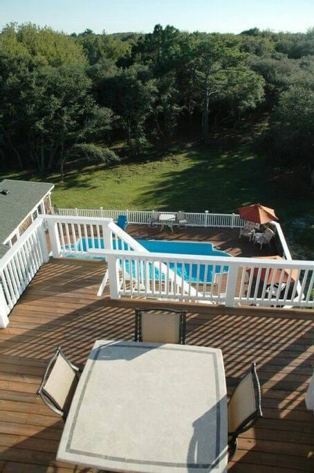 Private,10 acre, estate-sound view, close to beach