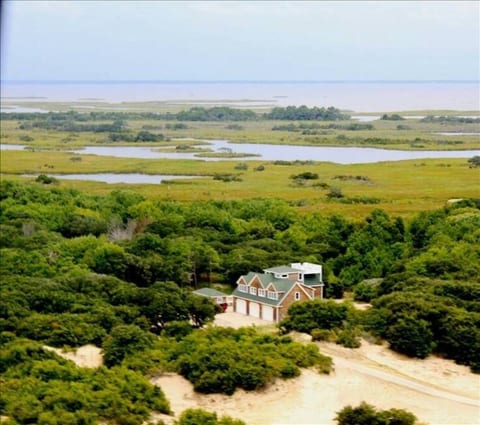 Private,10 acre, estate-sound view, close to beach