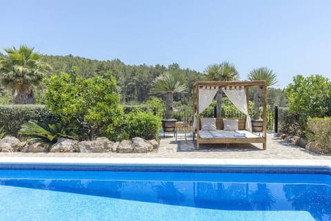 Pool & lounge bed