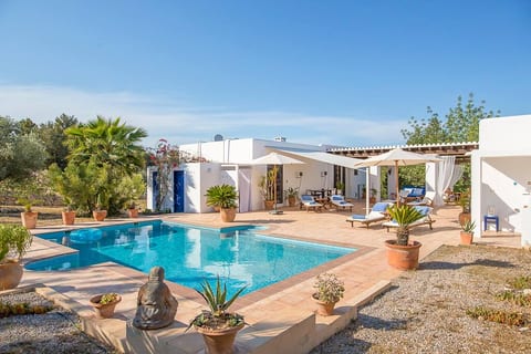 Ibiza Villa with pool - 5 min by car to Ibiza town